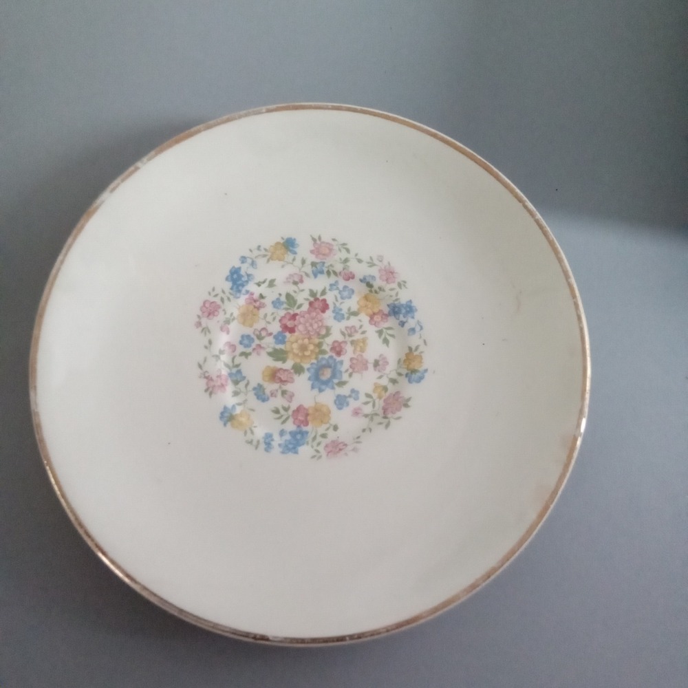 Taylor Smith Taylor Vintage Floral Saucer Gold Rim Cream Porcelain 6 Inch 5441